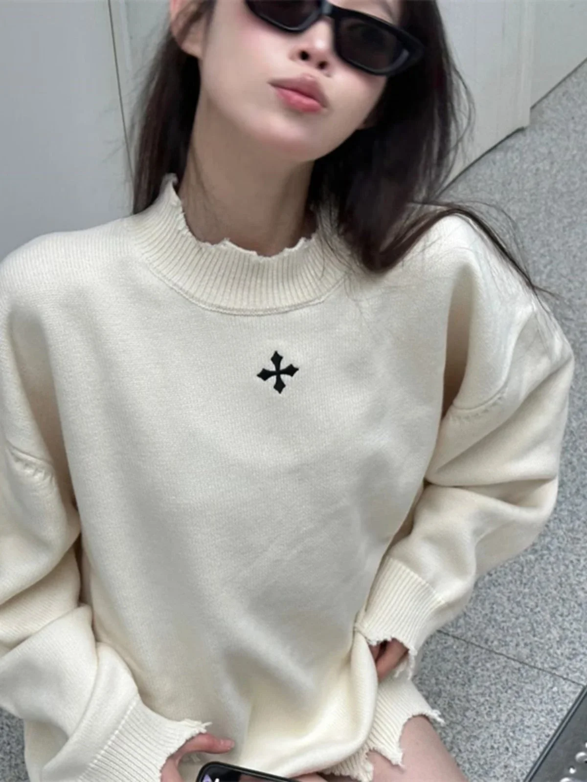 Harajuku Grunge Cross Sweaters Women Vintage Kpop Ripped Hole Knitted Jumper Oversized Casual Pullover Y2K Streetwear