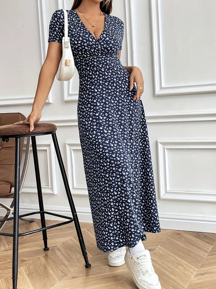 

Sweet and Fresh Style Women 2024 Medium Length Skirt Summer Fashion Small Floral Short Sleeved V-Shaped Collar Mid-Length Dress