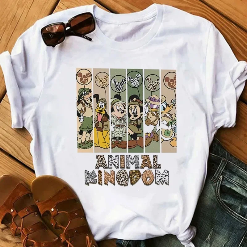 T-shirt selvaggia di Topolino T-shirt da donna Cartoon T-shirt estive per la famiglia T-shirt femminili Streetwear Animal Kindom T-shirt da donna