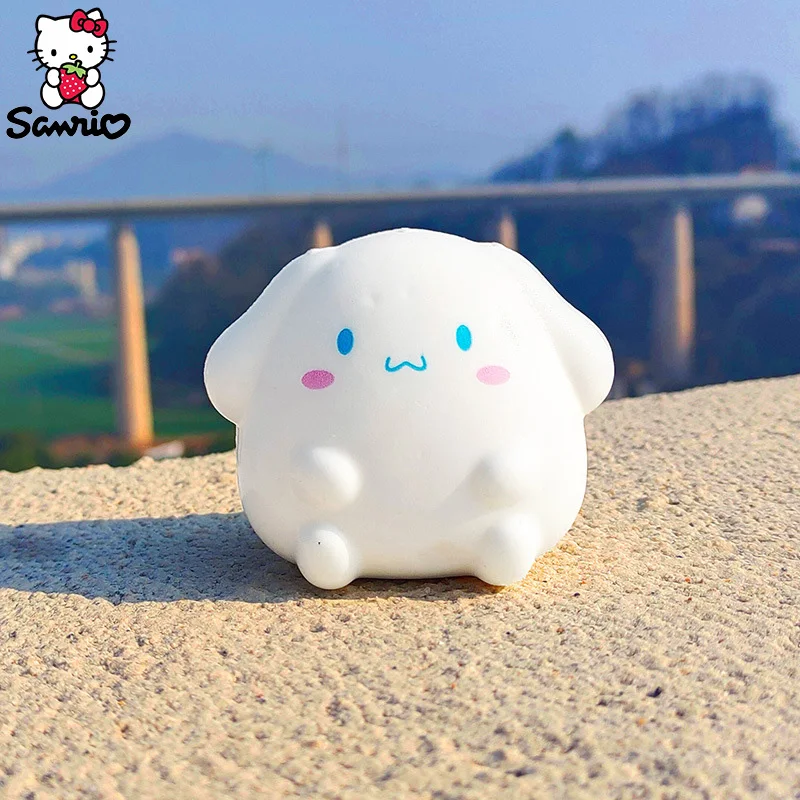 Anime Sanrio Kuromi Cinnamoroll My Melody Decompression Stress Relief Squishy Hello Kitty Children Hand Pinch Toy Healing Gift