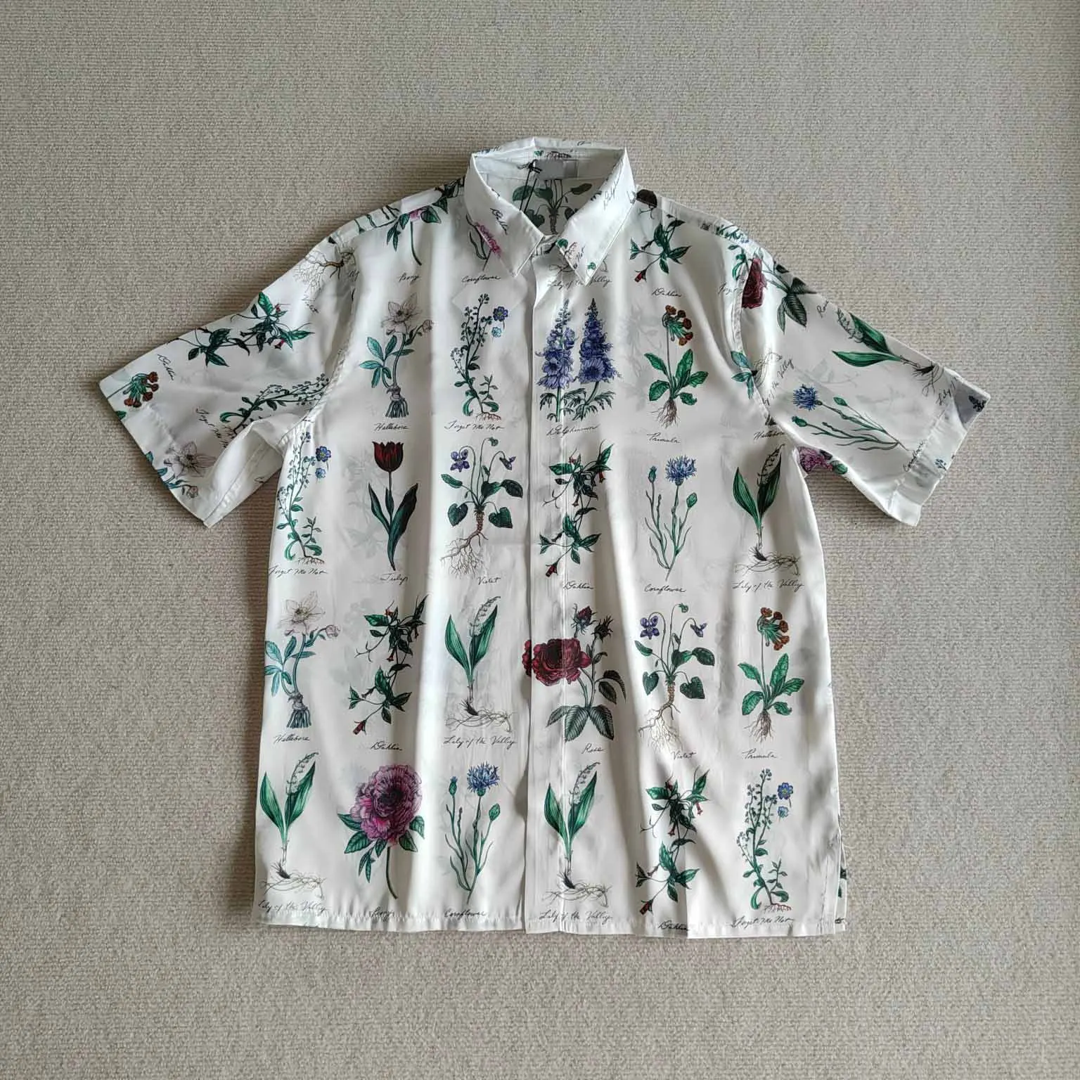 

2024 Autumn New Arrive Luxury Brand Flower Print Shirt Men Women Short Sleeve Beach Vacation Shirt Fashion Tops Unisex