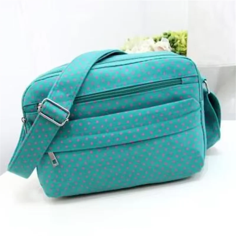 Multi Layer Casual Mommy Bag Large Capacity Women's Shoulder Crossbody Bag Fashionable Polka Dot Printed Pattern Mommy Bag
