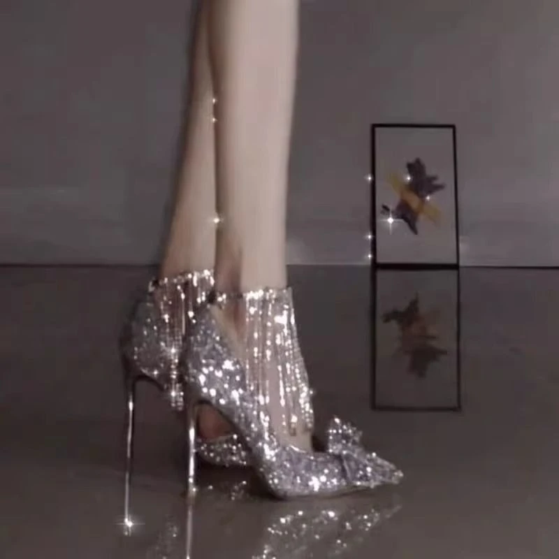 

Luxury Wedding Bride Shoes for Women Temperament Pointe High Heel Shoes Fashion Rhinestone Tassel Bow Wedding Shoe Zapatos Mujer