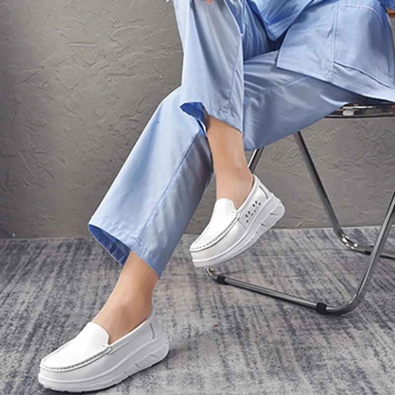 

2025 модные легкие дышащие амортизирующие туфли на воздушной подушке для беременных женщин, красивые белые туфли, удобная повседневная обувь