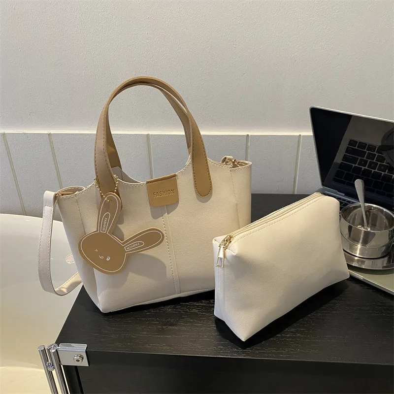 Sac à bandoulière en cuir souple Atmospheric CommPiedmont pour femme, sac à main rétro, designer de luxe populaire, lancé, automne et hiver, nouveau