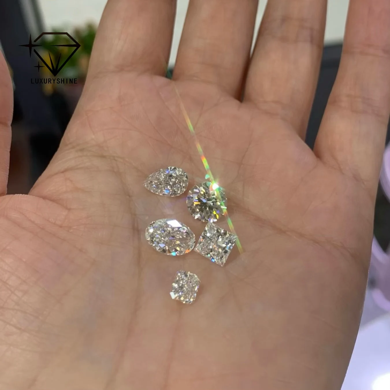 

LuxuryShine VS1-VS2 1-15 карат, выращенный в лаборатории бриллиант D-F, цветные свободные бриллианты, сердце/овал/круглый/груша/асчерная огранка, ювелирные изделия на заказ ﻿