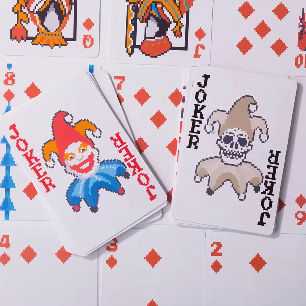 مجموعة بطاقات البوكر الكلاسيكية مكونة من 54 قطعة - لعبة الحفلات الأساسية للتجمعات وألعاب الطاولة والمتعة الاحتفالية، أوراق لعب متينة ومحمولة