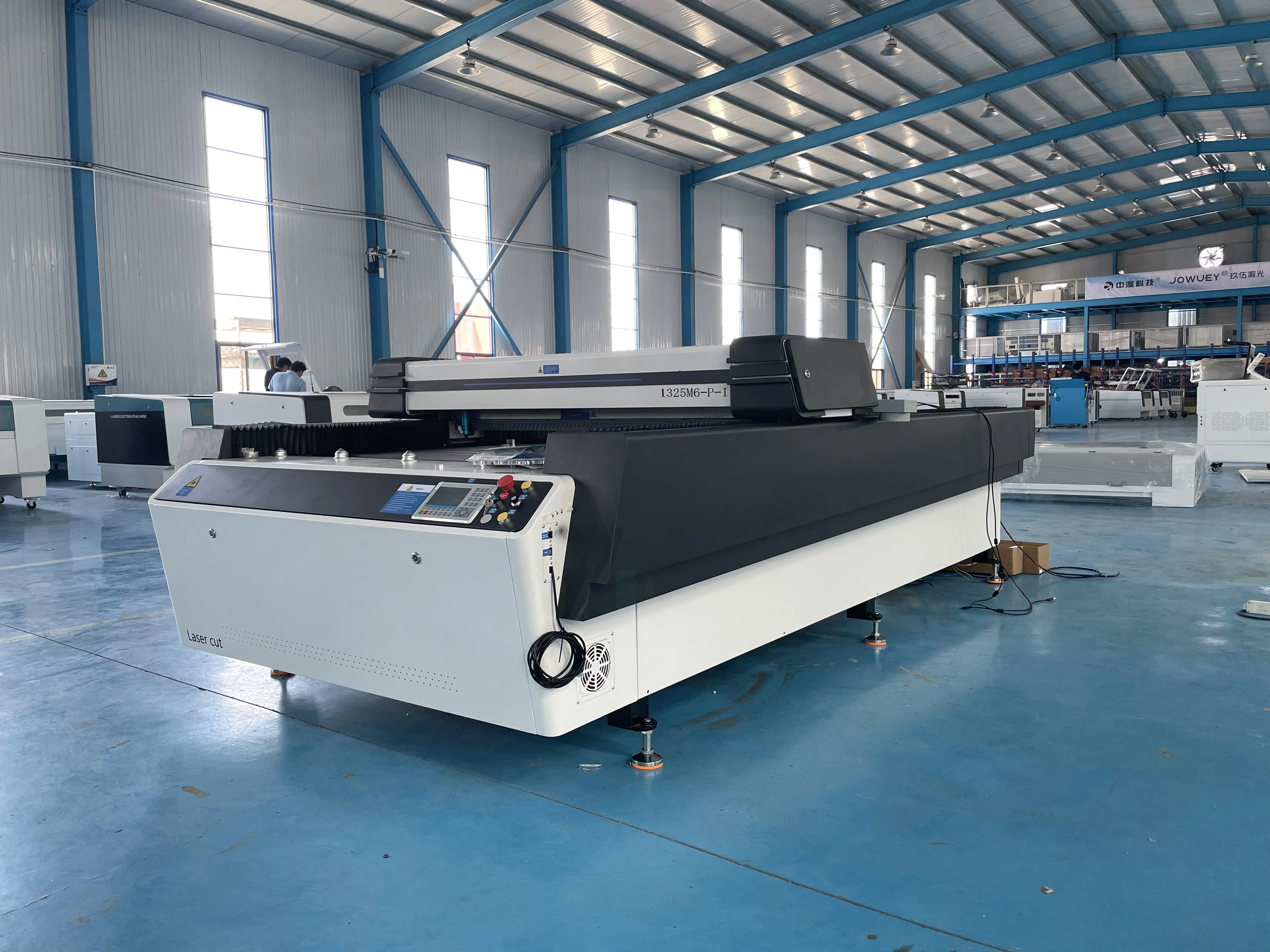 Factory on sale sheet metal laser cutting machine price 1325 laser cutter for wood and metal/Blade table laser machine for cut