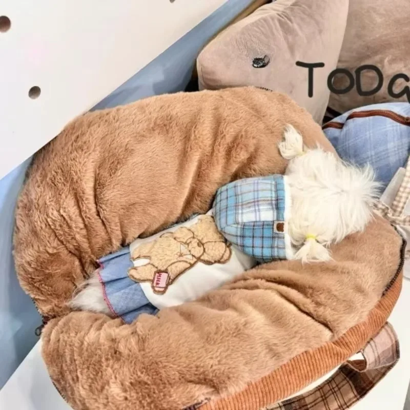 FurStarWarm Windproof Plush Shell Carrier For Small Dogs Cats Maltese Yorkie Bichon Teddy Shih Tzu Thickened Insulating Pet Carr