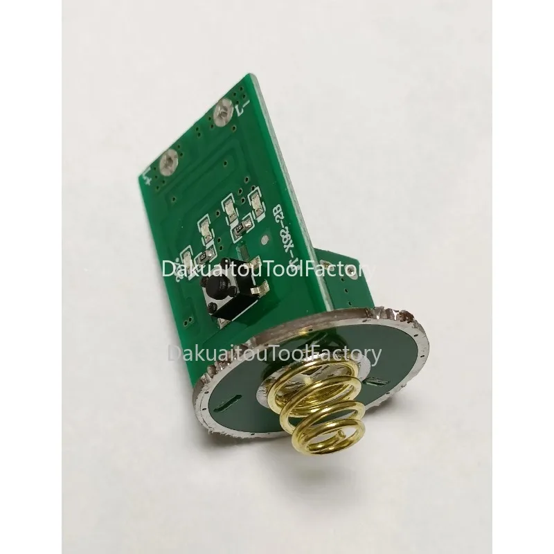 Dual lithium driver board, two 18650 or 26650 battery circuit boards, strong light flashlight accessories, middle switch