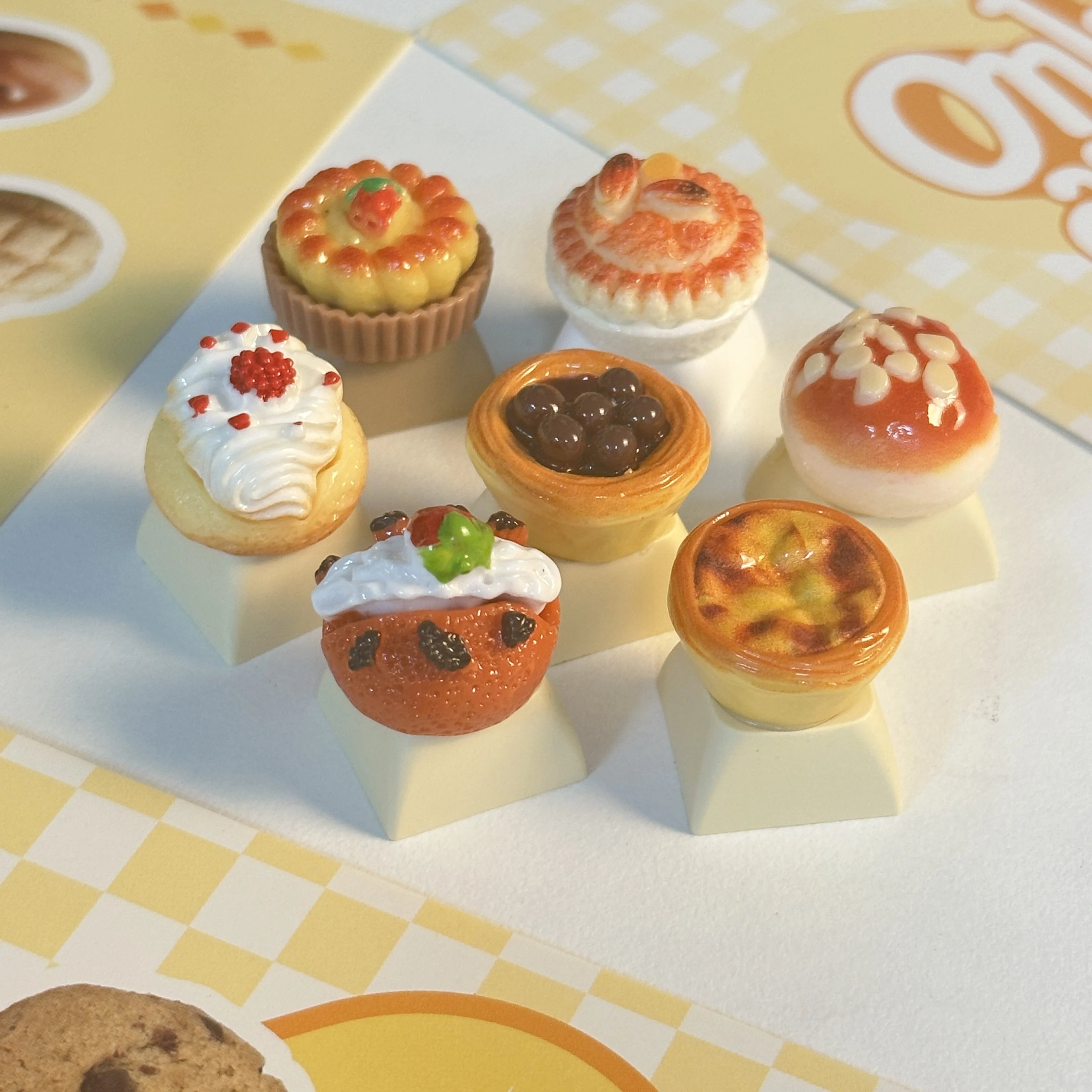 Leuke Cartoon Cake Keycap Willekeurige 2 stuks Gepersonaliseerde Handgemaakte Kat Poot Key Cap Leuke Girly Hart Keycaps voor Mechanisch Toetsenbord