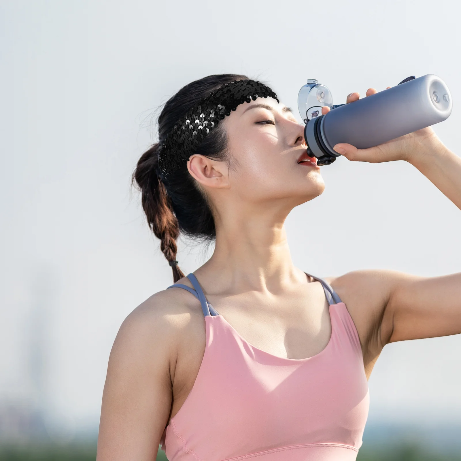 

1Pcs Sequin Headband Elastic Glitter Hairband Sports Style Headdress for Women Fashion Birthday Party Photo Prop