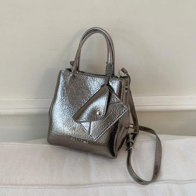 

2025 Pebbled Hobo Bucket Bag for Women Minimalist Shoulder Crossbody Purse Fashionable Handbag