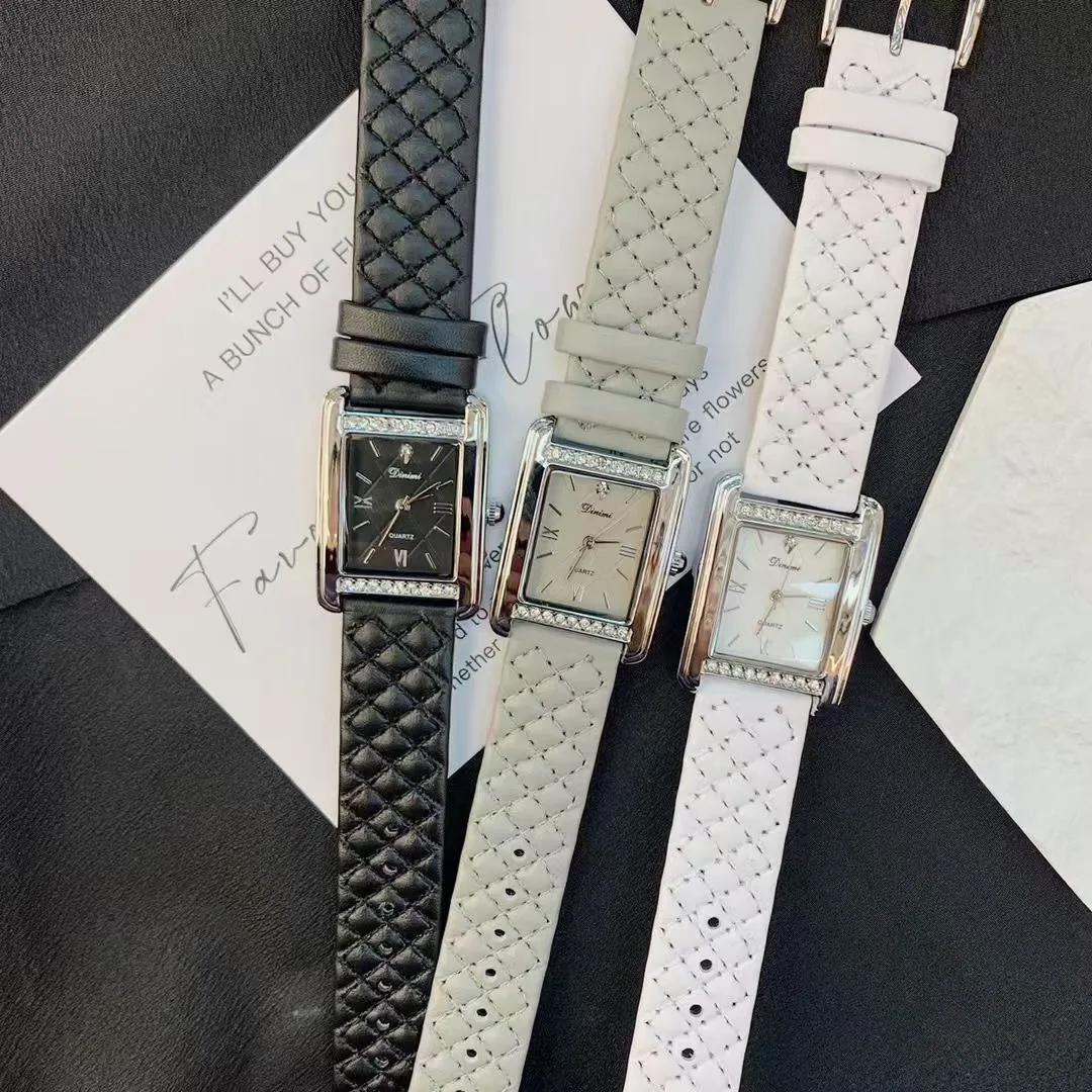 2025 New Rectangular Diamond Pattern Leather Strap Women's Watch, Ladies' Design, An Unusual Watch, A Gift for Women