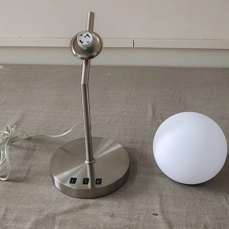 YYHCRechargeable Decor Glass Shade Light Luxury Decorative LED Table Lamp for Hotel Home Decoration