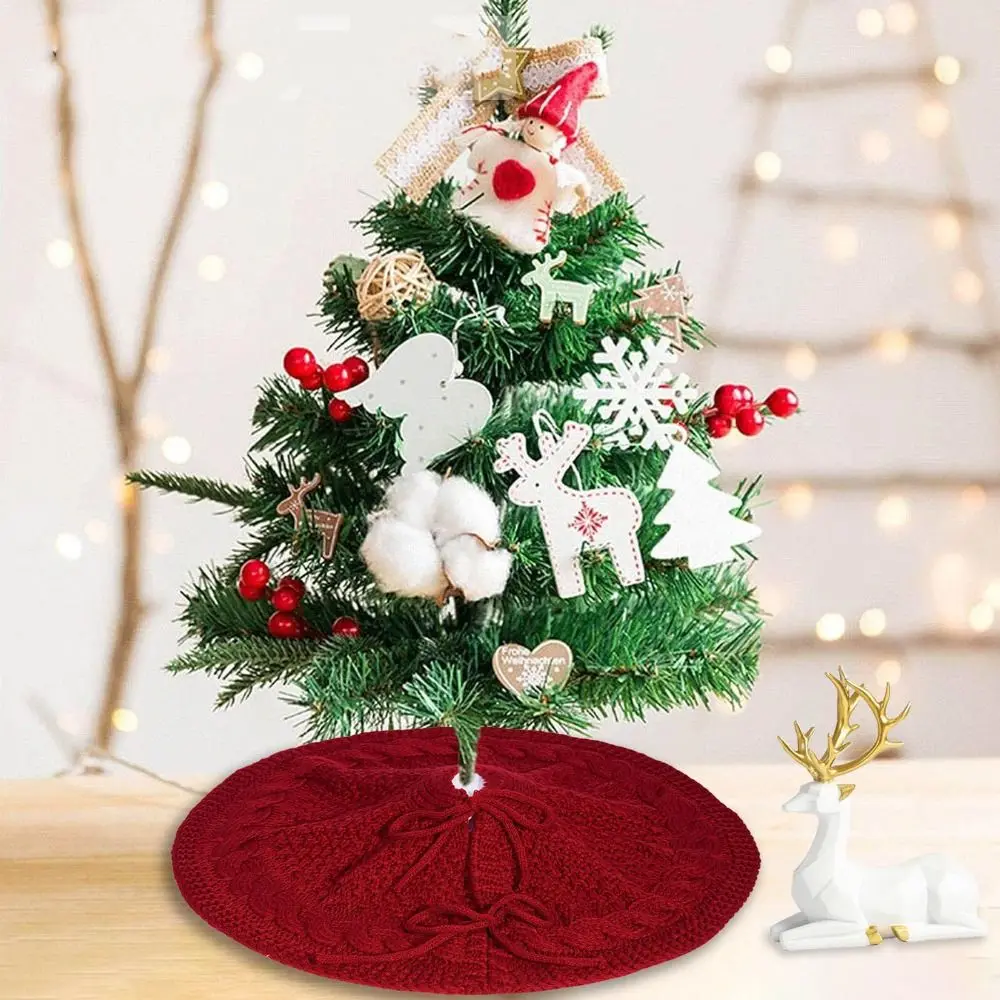 18 in Knitted Christmas Tree Skirt Red/White Polyester Xmas Tree Foot Cover Round Christmas Tree Carpet Living Room