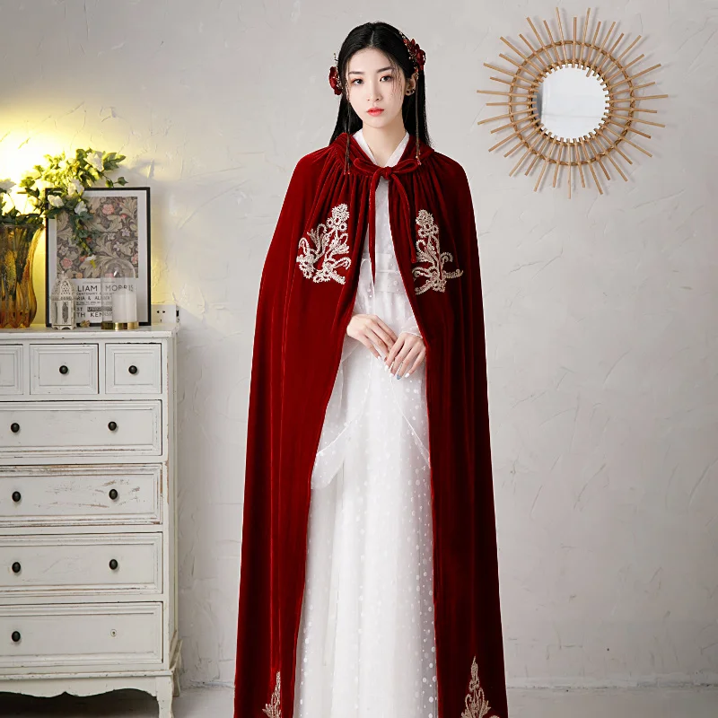 

Chinese Wedding Bridal Cape Toasting Clothes New Golden Velvet Ancient Shawl Loose Versatile Ancient Clothing Hanfu Cape