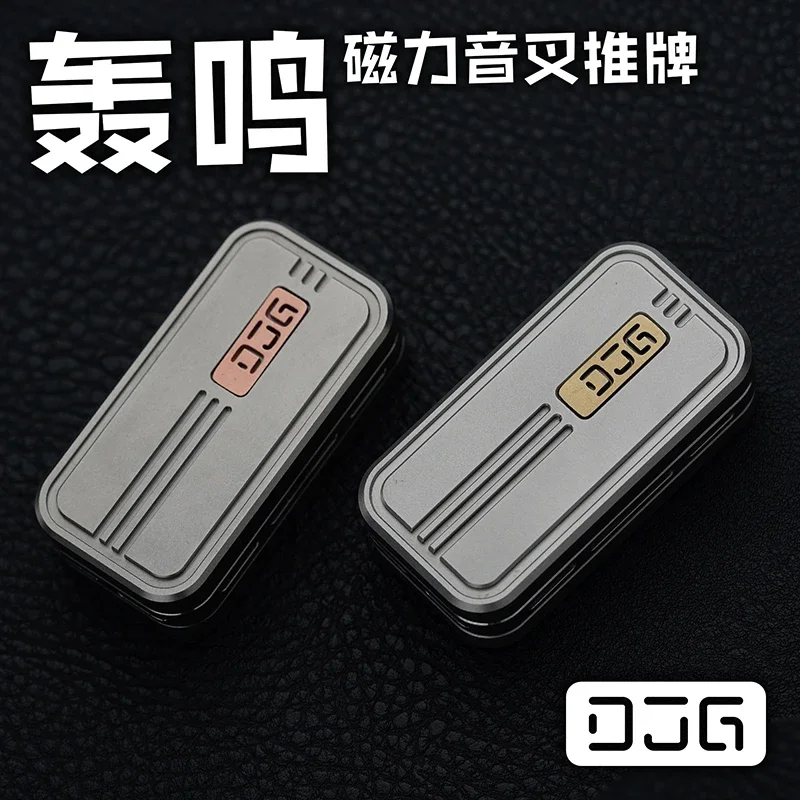 Edc Titânio Liga Triplo Tuning Fork Push Slider Brinquedos de Descompressão Parágrafo Magnético Ferramentas