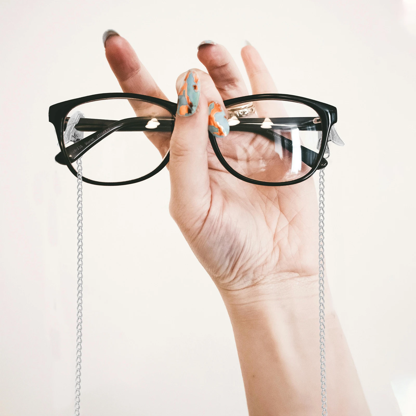 

Eyeglass Chain Clips Metal Pattern Universal Fit Lightweight Glasses Holder Strap Travel Accessories