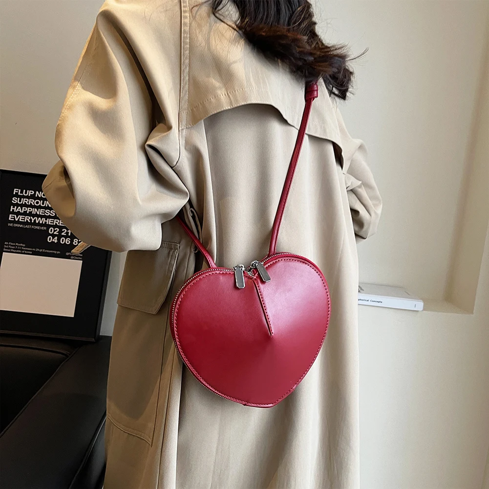 Peach Heart Shape Crossbody Bag PU Leather Small Shoulder Bag for Women Girls Hobo Handbag Luxury Retro Red Ladies Purses Totes