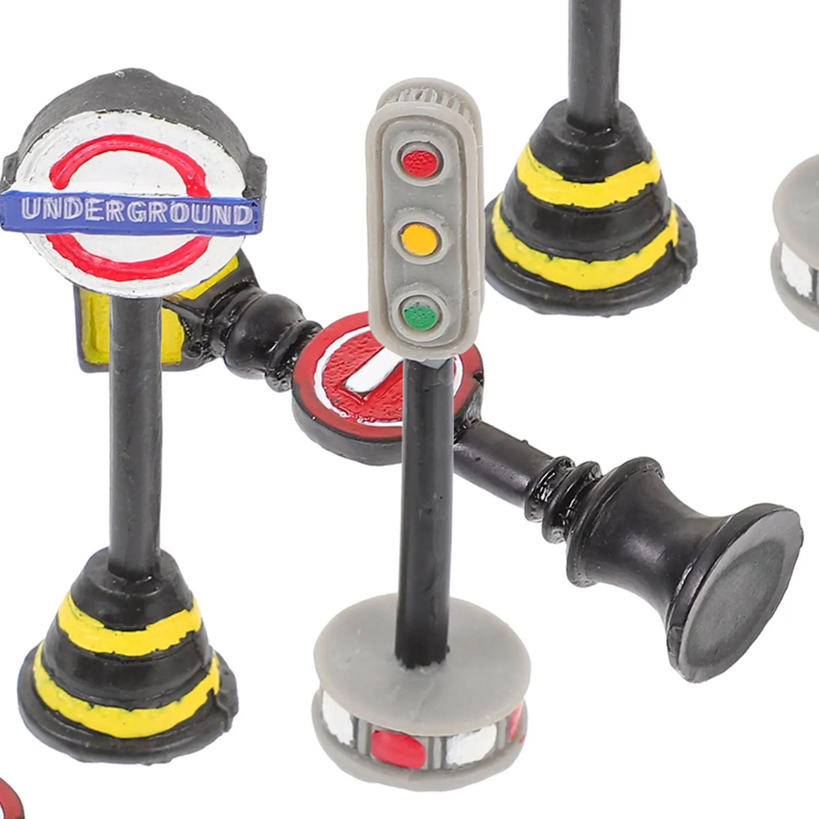

6Pcs Mini Street Lamp Guide Board Signal Light Set for 1:12 Scale Miniature House Micro Landscape Street Light Decorative Scene
