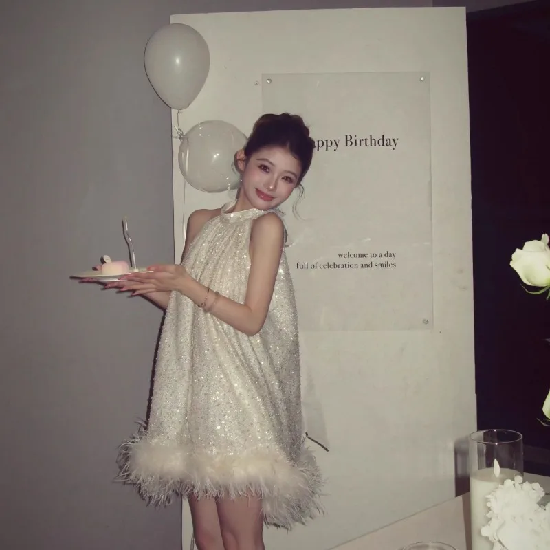 

2026 New Style Women Dresses Sexy Sequin Spliced Feather Neck Dress