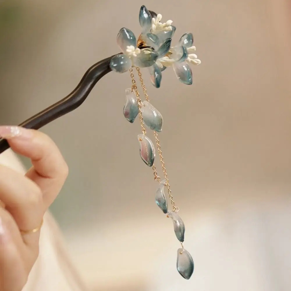 Cute Flower Wooden Hair Stick Chinese Style Hair Sticks for Buns Hanfu Hairpin Hair Chopstick Tassel Cheongsam Accessories