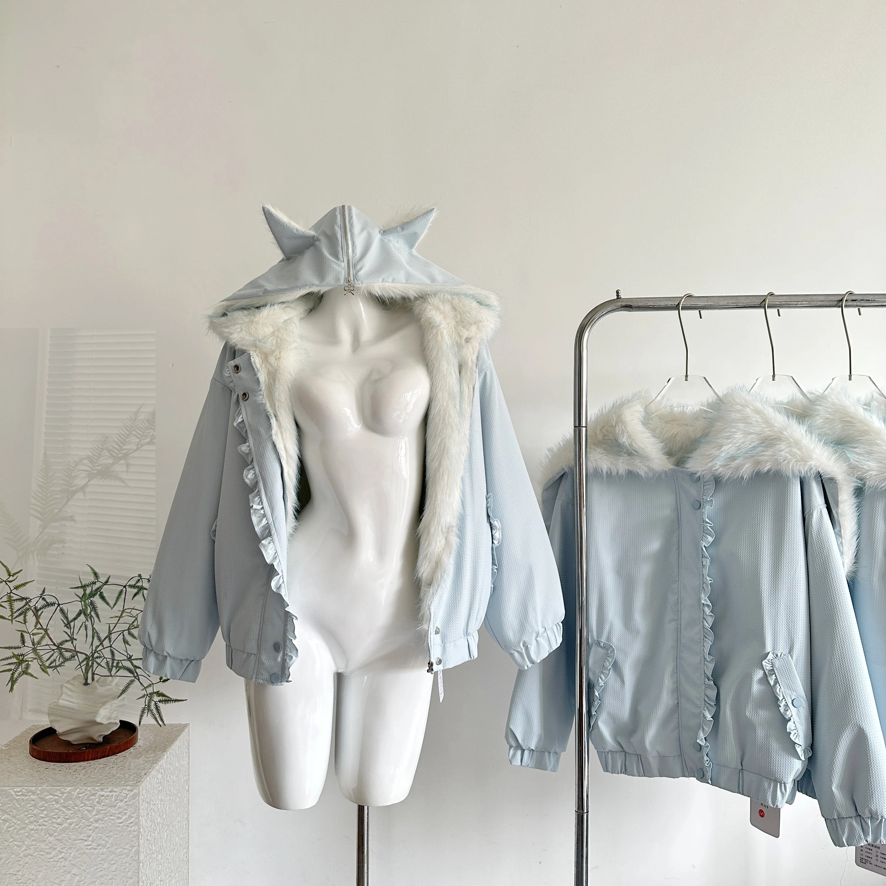 Jesienno-zimowy japoński uroczy dwustronny płaszcz damski z kocimi uszkami, futrzanym kołnierzem, zapinany na zamek, luźny płaszcz w stylu Y2K z lat 2000, kawaii.