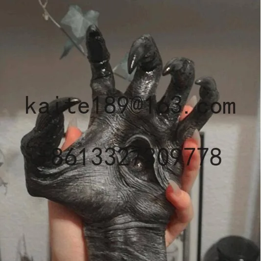 

Cross-border Explosion Demon Claw Demon Eye Witch's Arm Wall Hanging Resin Crafts Pendant Diablo