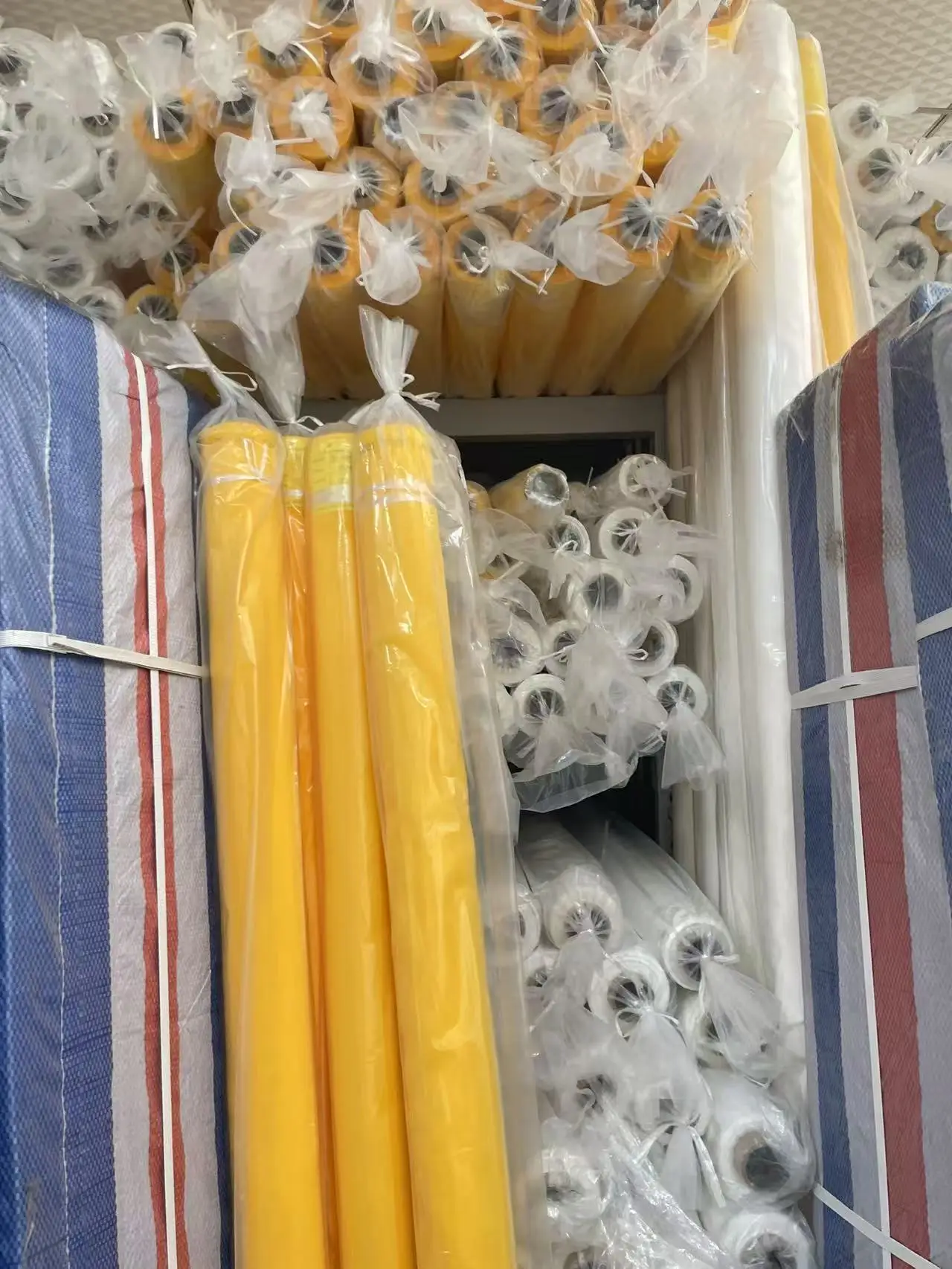 High Mesh Count: 380 Mesh, 150T-31Y-171CM Yellow Polyester Screen Printing Screen