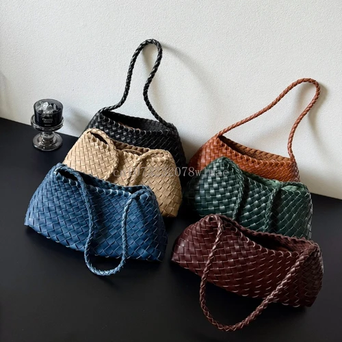 Imagen 2 del producto Bolso de hombro tejido a mano para mujer, bolso coreano informal de moda de gran capacidad, bolso de mano de cuero PU suave para mujer, bolsos para las axilas de verano