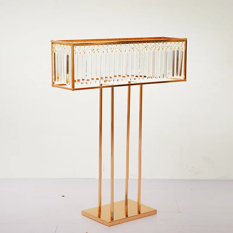 

Cross-border wedding props wrought iron electroplating gold wedding hotel birthday party family party decoration ornament