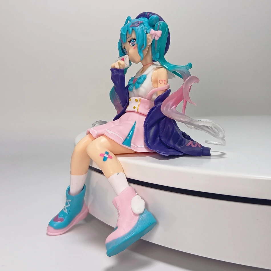 14 cm Nieuwe Hatsune Miku Anime figuur Roze sakura zitpositie PVC Action figuur model speelgoed decoratie verzamelen geschenken