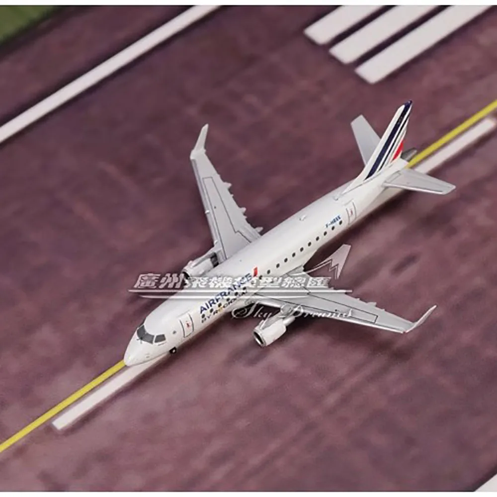 

Diecast JCWINGS XX40122 Air France Embraer 170LR F-HBXK Aircraft Model 1:400 Scale Finished Simulation Aeroplane Model Gift Toy