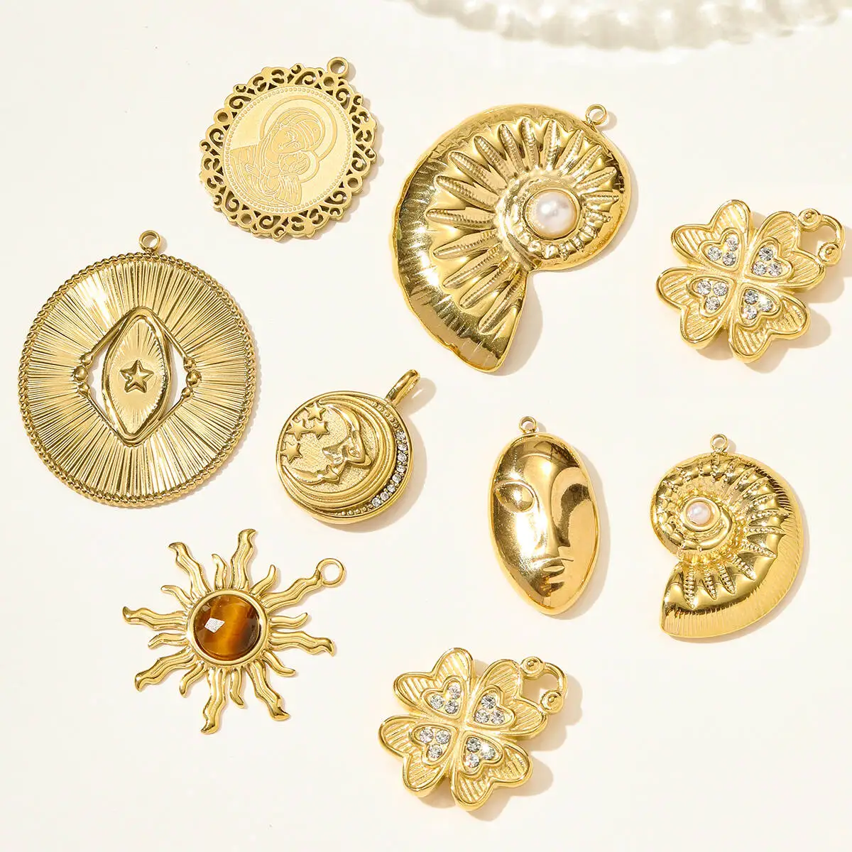 3pcs/Lot Redbee Stainless Steel Sun Abstract Mask Necklace Pendant Rhinestone Clover Conch DIY Charm Women Holy Mother Jewelry