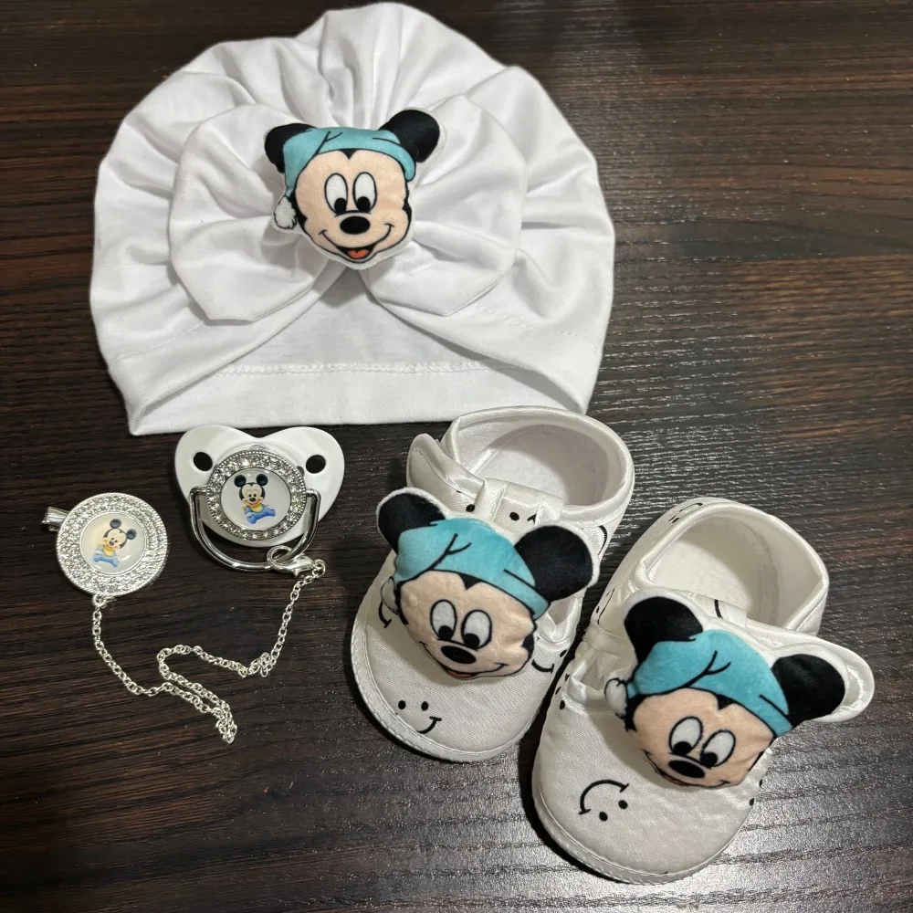 anti‑lost-pacifier-clip-chain-with-newborn-baby-pacifier-dummy-soother-newborn-hat-infant-shoes-infant-daily-feeding-accessory