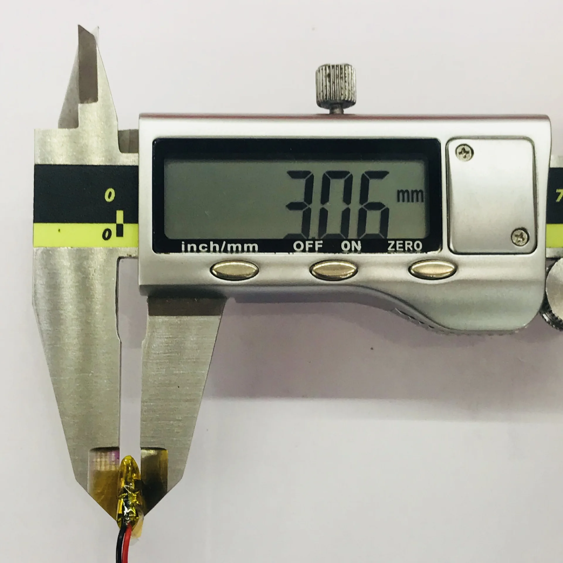 Fornitura diretta in fabbrica piccola 301012   Batteria auricolare bluetooth polimerica da 25 mAh 3,7 V Batteria al litio con tappo auricolare TWS