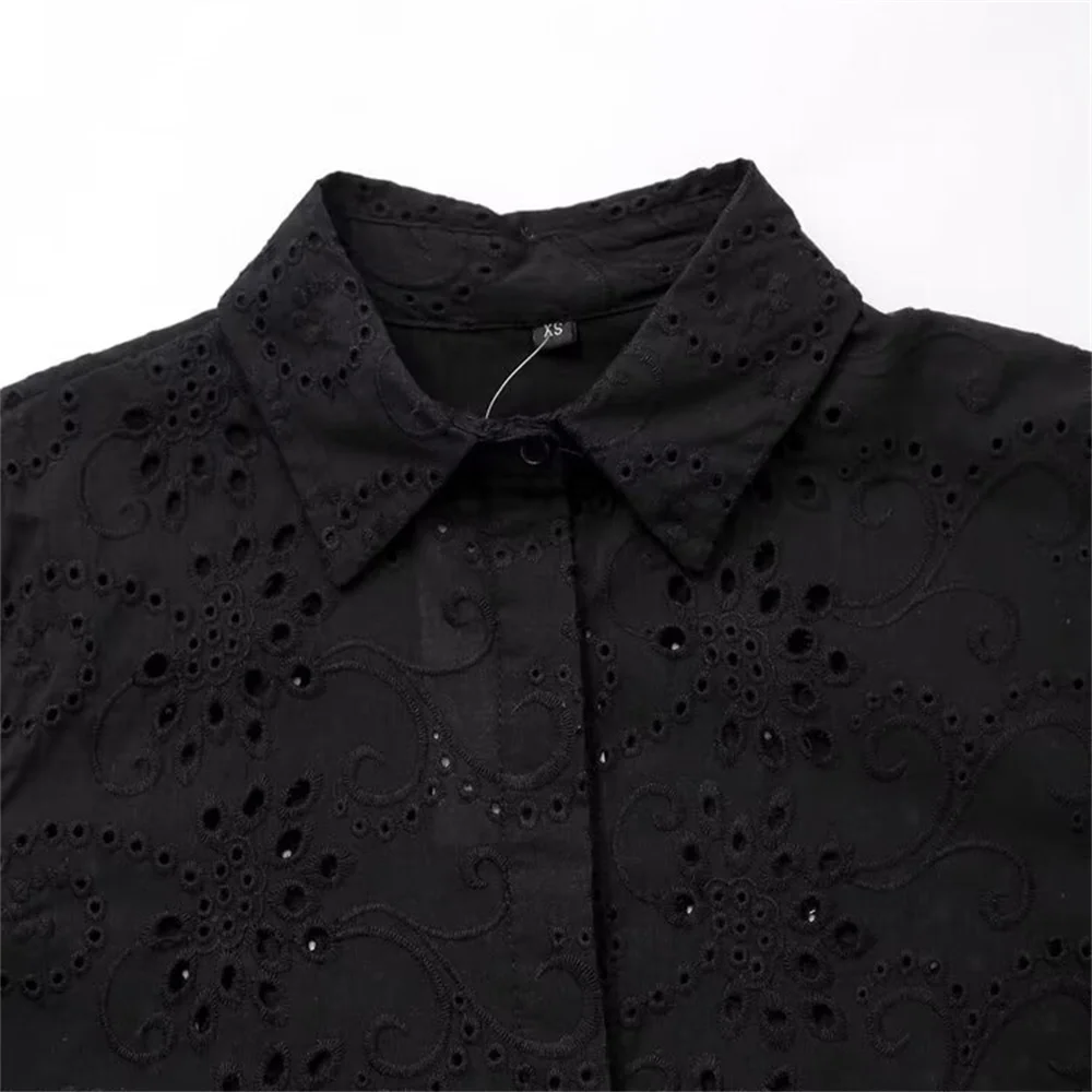 Autumn new fashion women\'s clothing fashion hollow embroidery poplin lapel single breasted shirt