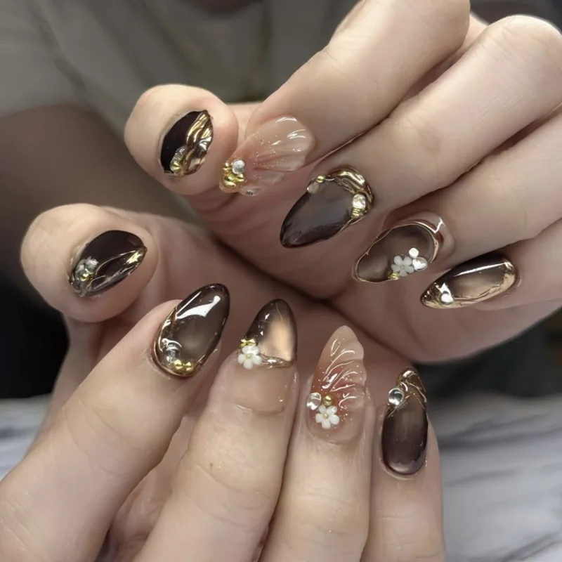 24Pcs Fake Nails Autumn/Winter Brown Cat-Eye 3D Floral Short Almond Shape Press-On Nail Tips Perfect Gift for Women and Friends