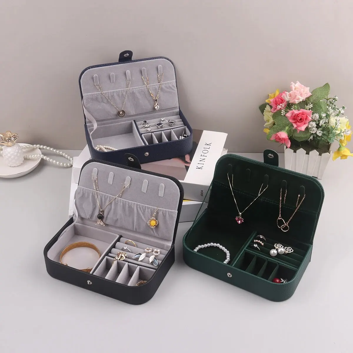 Portable Jewelry Box Organizer Display Travel Case