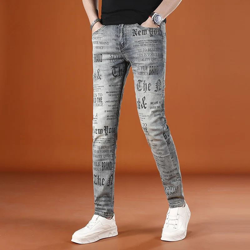 

2025 new high-end street fashion printed jeans for men in summer, thin fit, slim fit, small feet, trendy elastic pants