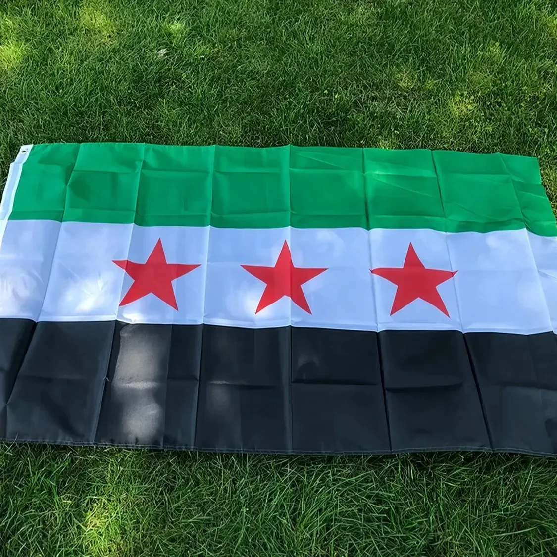 Syria Flag Backdrop Hand Signal Flag Table Flags The Syrian Arab Republic Syrian Three Star Banner Hanging Home Decoration Flags