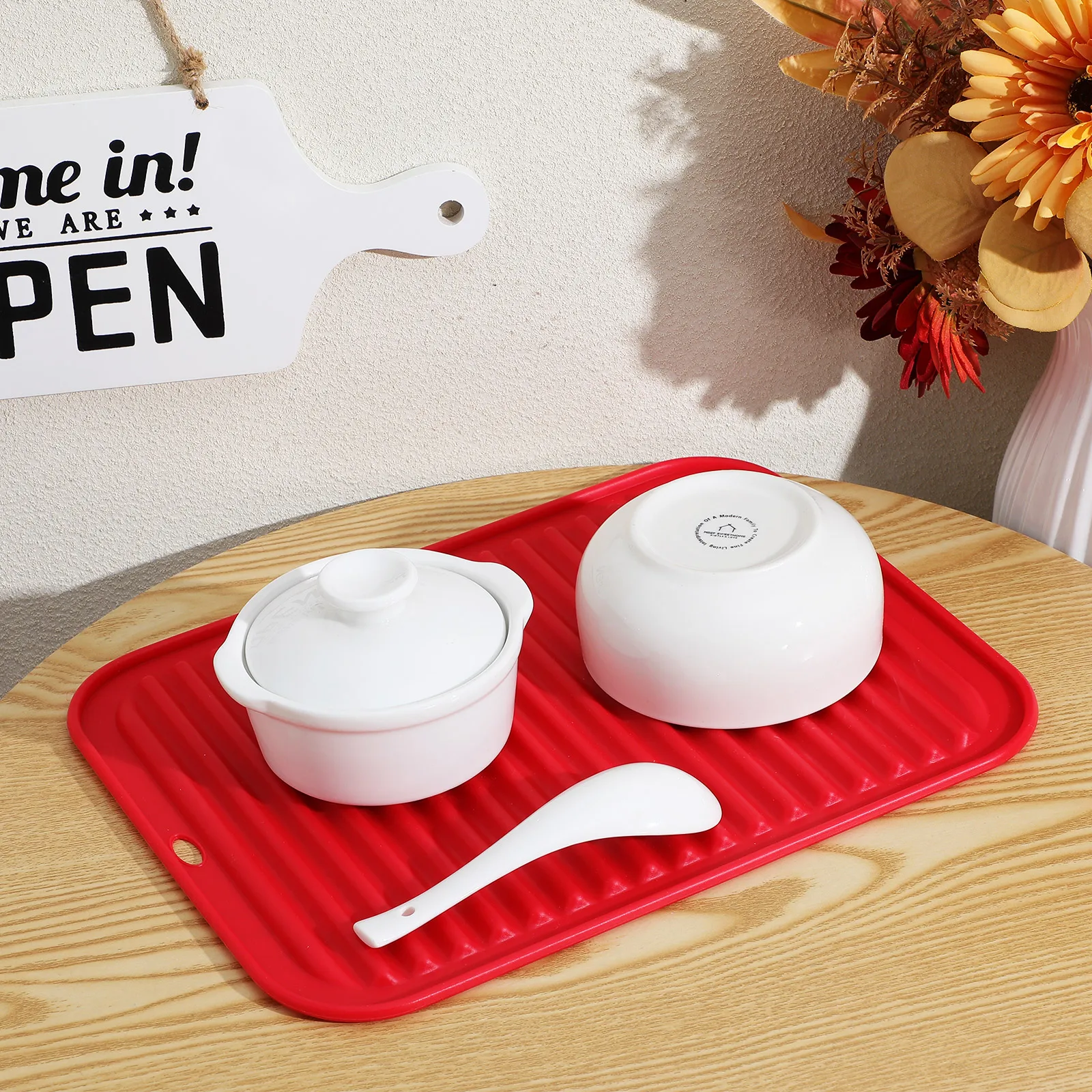 

Silicone Mat Insulation Pad Drying Drain Tray Heat Resistant Non Slip Kitchen Coasters Bright Pattern