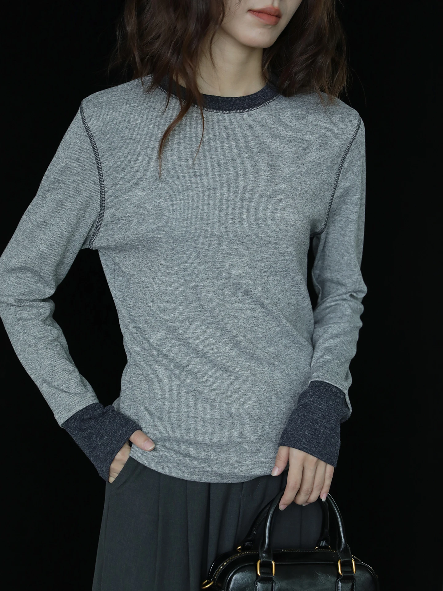 

Ins Sle Long Sve Color Blo Base irt Women Slim Fit round Ne T-irt Irregular Splicing Design Sensation Inner Wear...