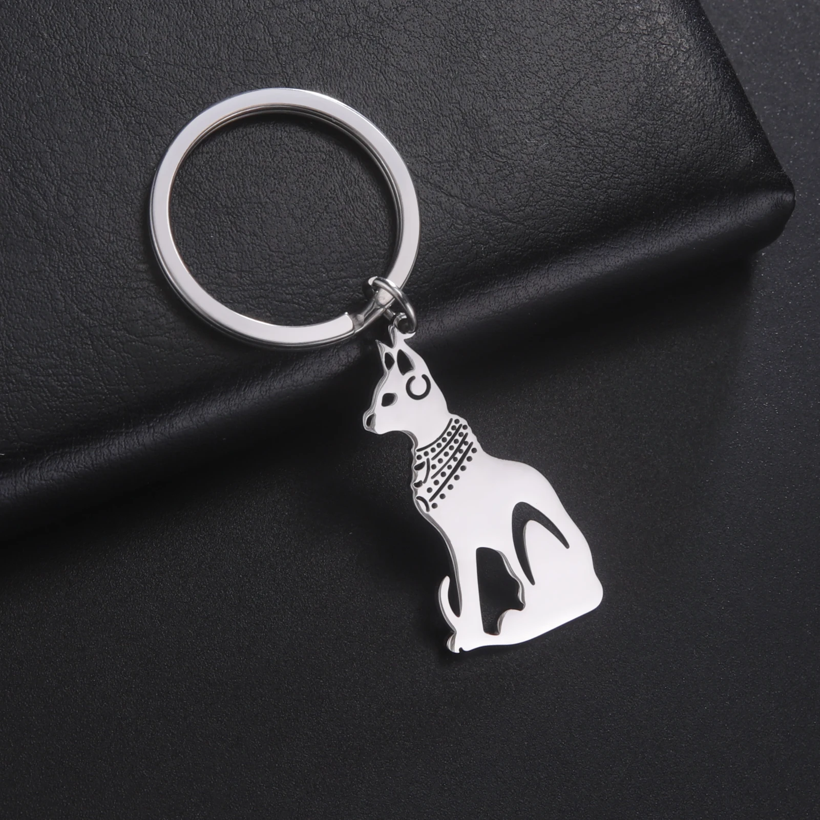 Ancient Egypt Cat Keychain Key Chain Mystic Animal Egyptian Goddess of Protection Pendant Stainless Steel Lover Birthday Jewelry