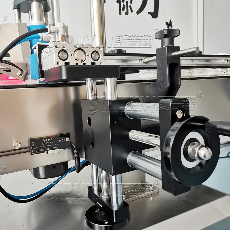 Hot Sell Automatic Double Side Labeling Machine Round Bottle Labeling Machine