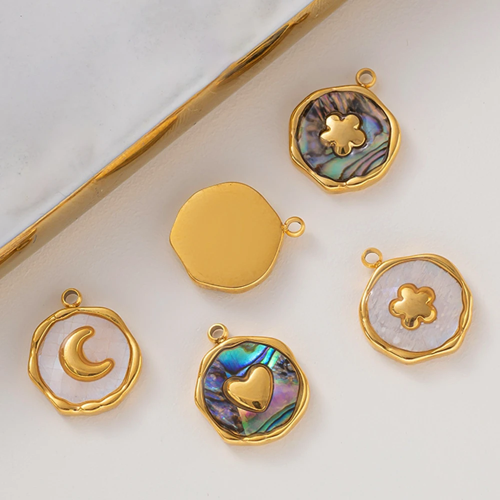 2pcs Stainless Steel Gold Enamel Flower White Shell Heart Moon Bracelet Charm for DIY Necklace Earring Component Jewelry Making