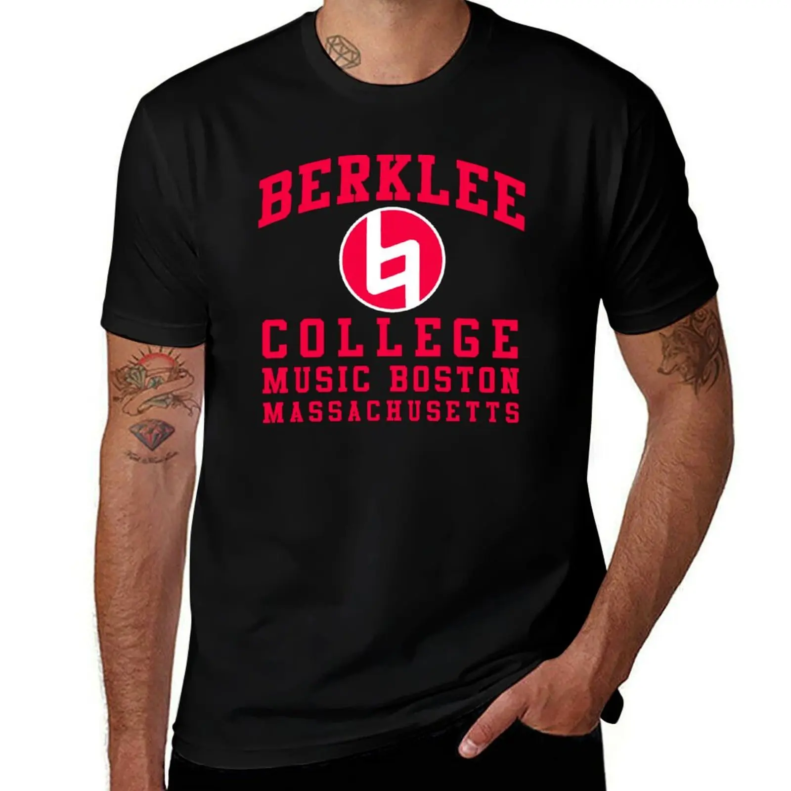 

Berklee College of Music Boston Massachusetts T-Shirt t shirt man casual T-Shirt