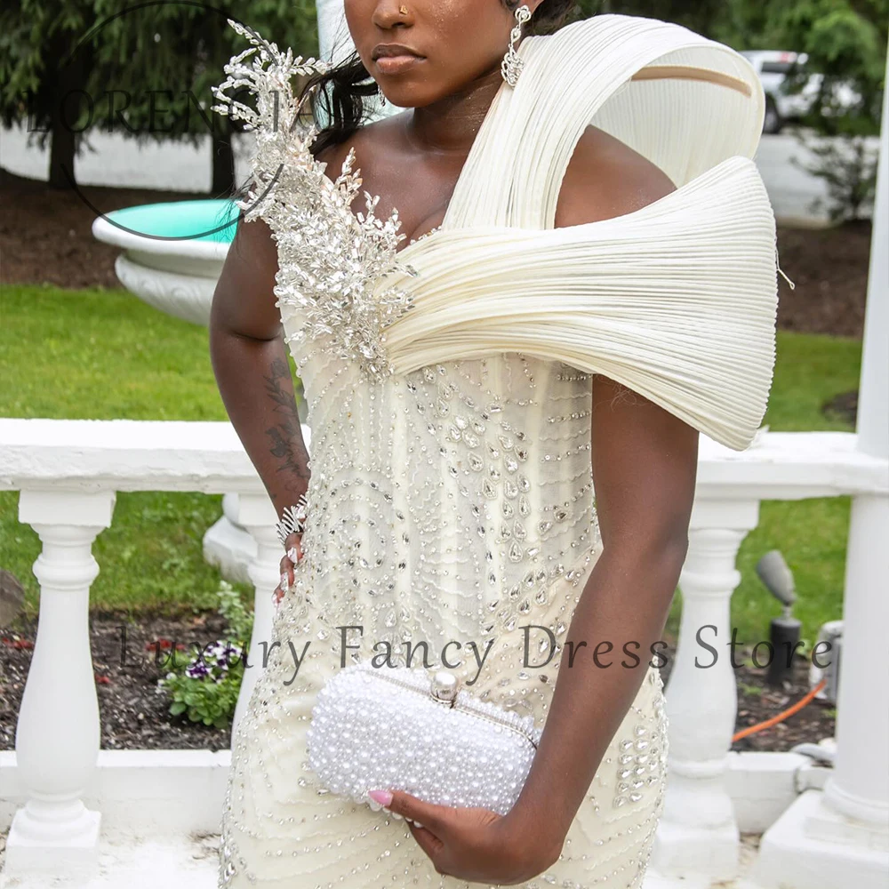 Abiti da ballo di cristallo con perline di lusso 2025 Ornamenti 3D Abiti da sera con strass a sirena Abiti da cerimonia personalizzati