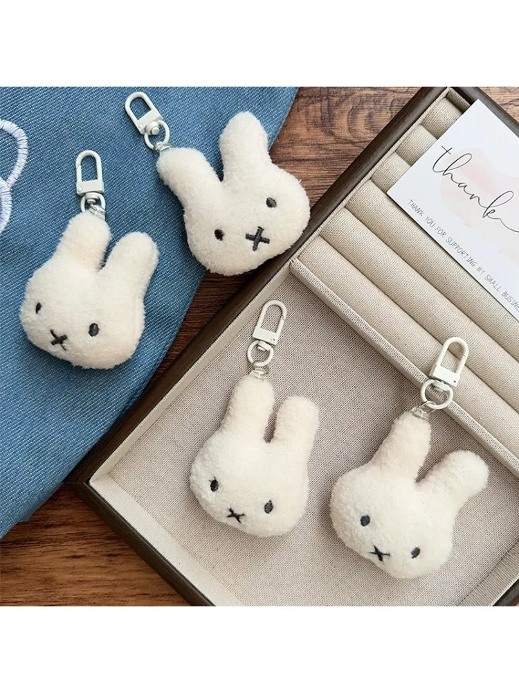 Neuer Miffy Schlüsselanhänger mit Hoher Farbwirkung, Cartoon-Hasen-Form, Kreativer Niedlicher Anhänger für Männer und Frauen, Auto- und Schulranzen-Dekoration